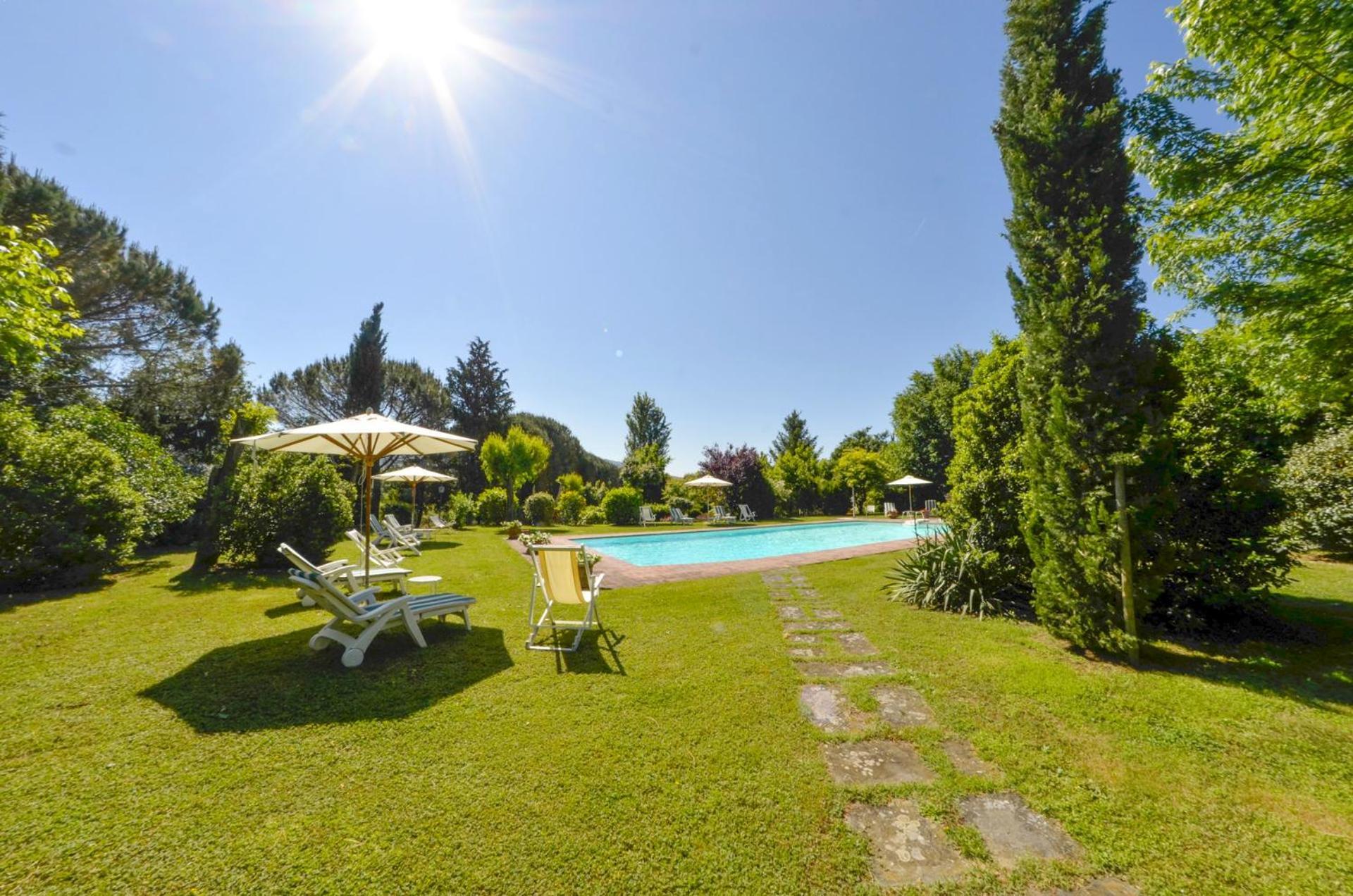 Residence Il Casale กอร์โตนา ภายนอก รูปภาพ