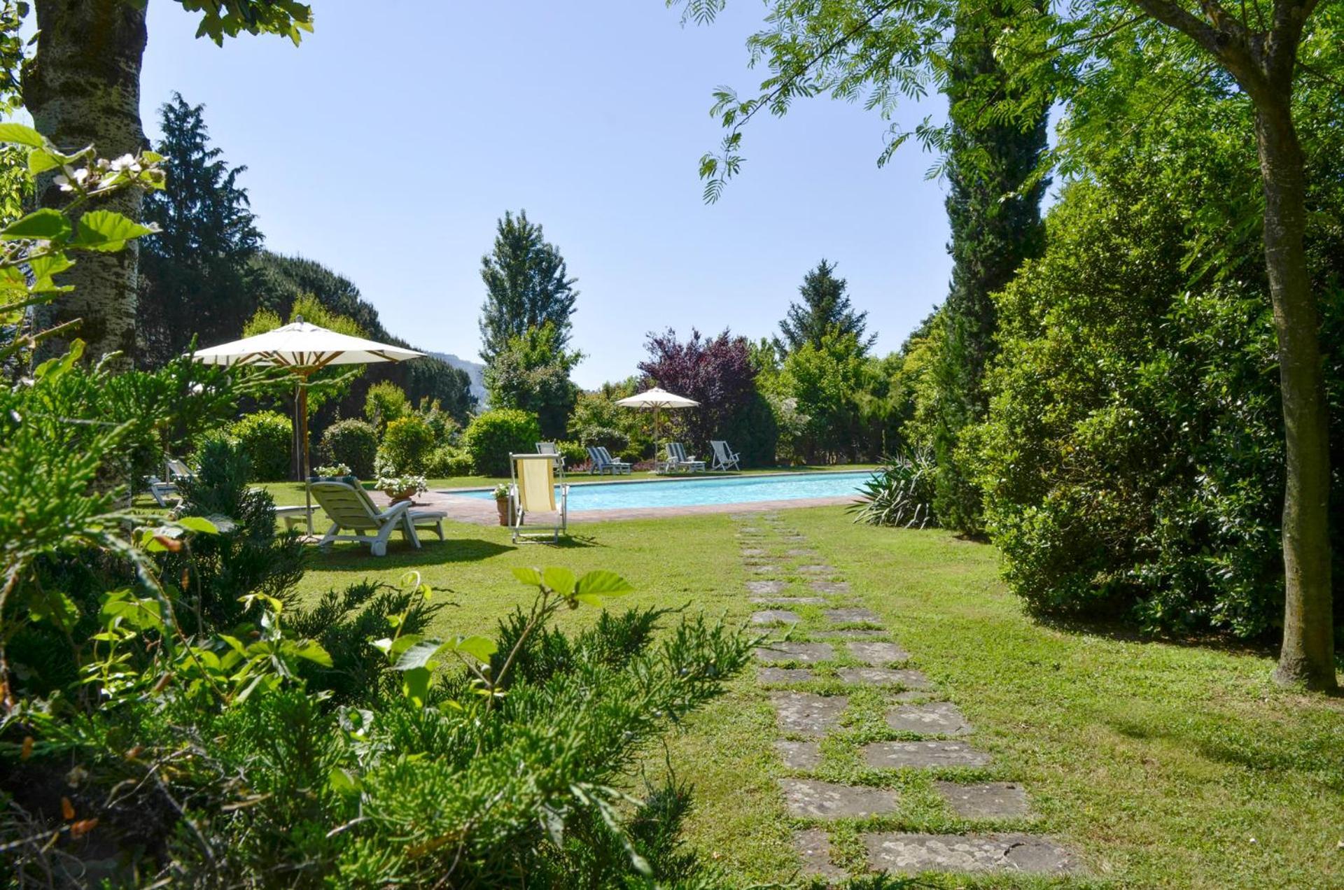 Residence Il Casale กอร์โตนา ภายนอก รูปภาพ